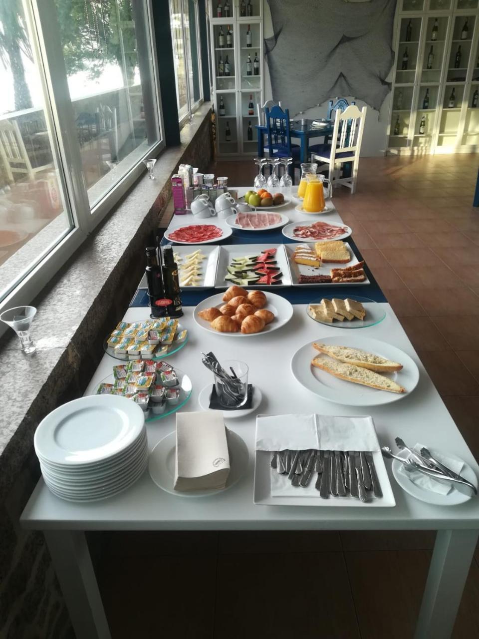 Aparthotel Corcubion Playa De Quenxe Dış mekan fotoğraf